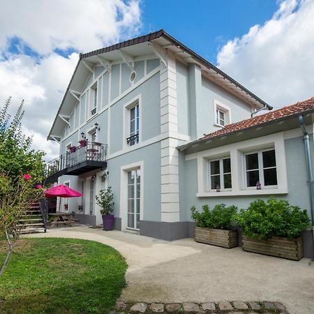 Roulotte Insolite Avec Terrasse Proche Paris Noisy-le-Grand Exteriör bild