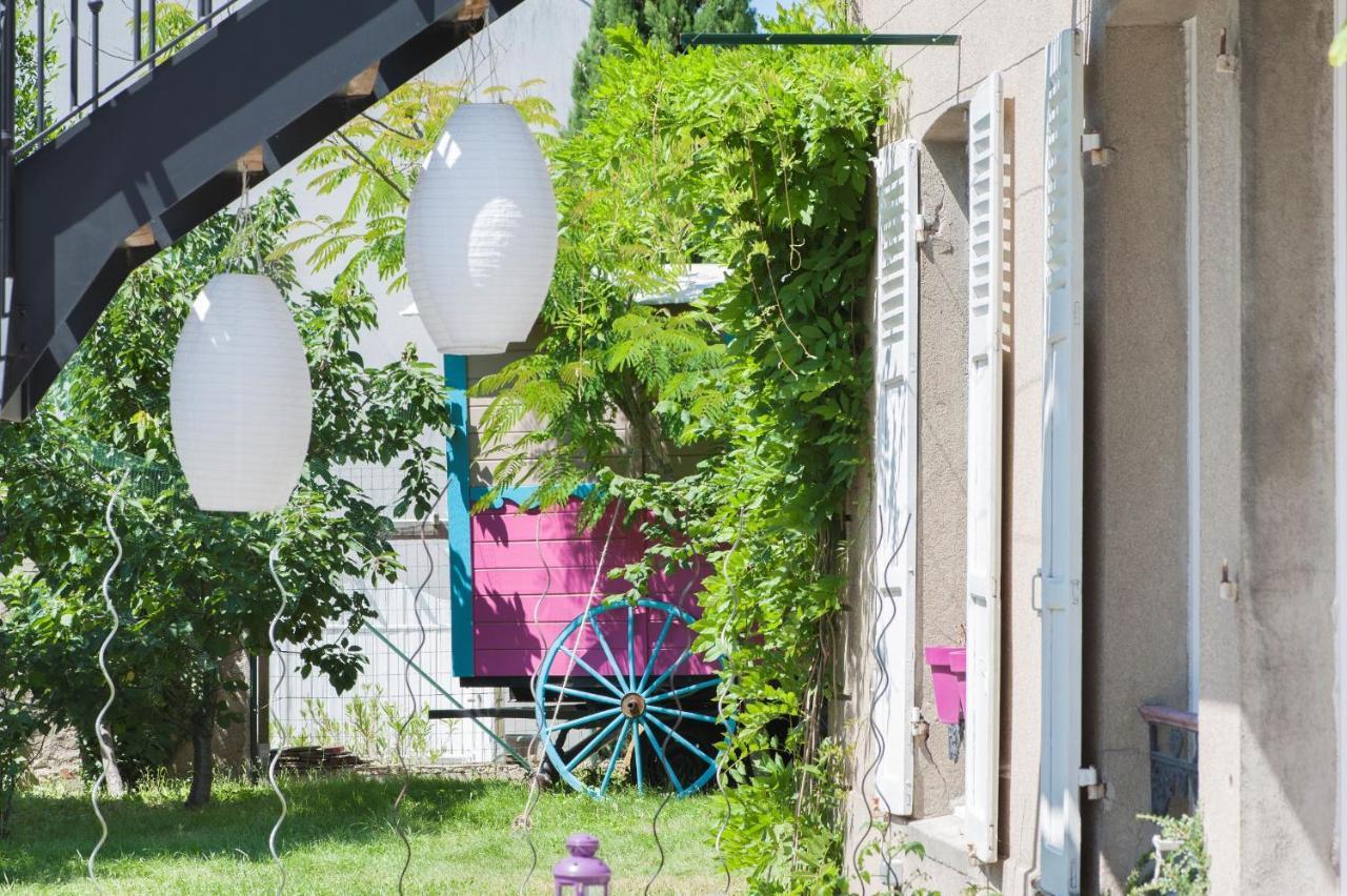 Roulotte Insolite Avec Terrasse Proche Paris Noisy-le-Grand Exteriör bild
